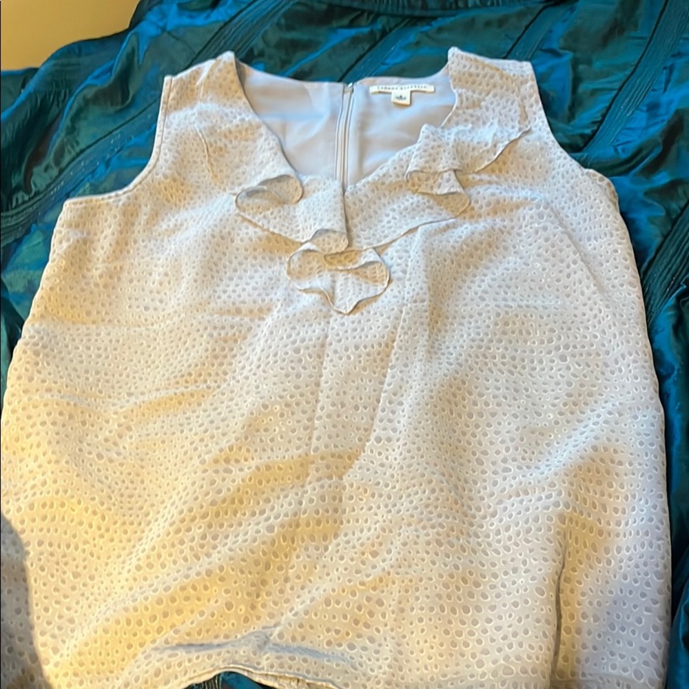 Elegant Banana Republic light grey Sleeveless Top